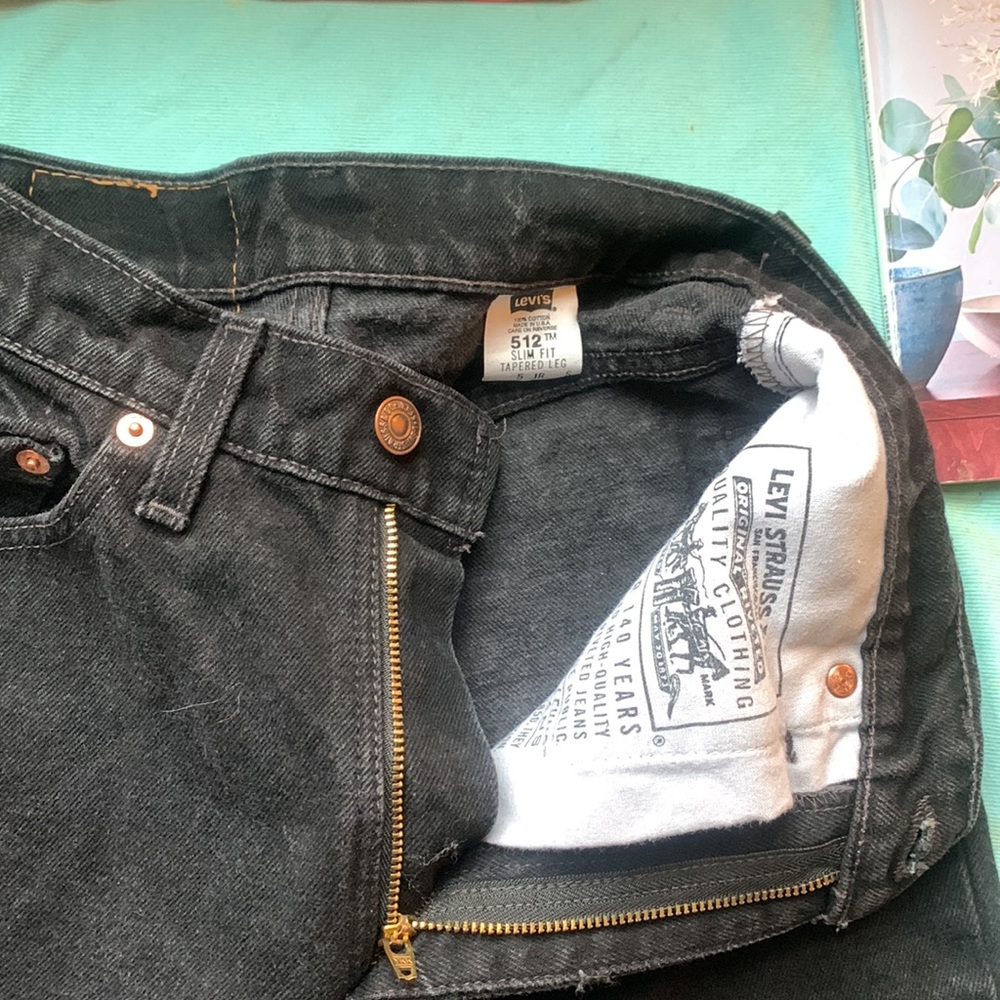 Vintage Levi's 512 Slim Fit black denim tapered leg size 5